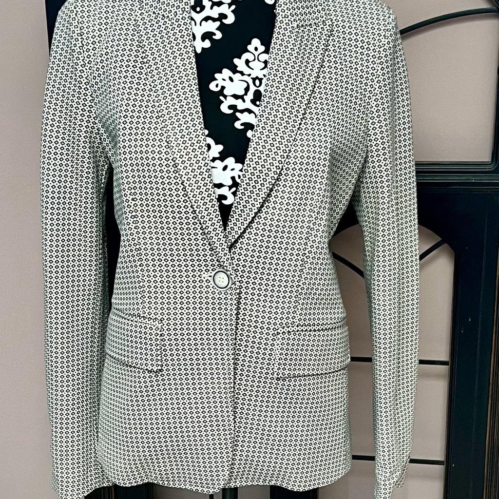 Elie Tahari Black & Cream Patterned Viscose Blend Blazer Sz 6